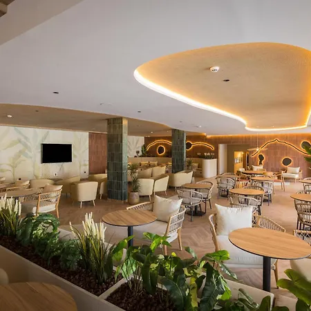 Отель Radisson & Residences Tenerife - Adults Only Пуэрто-де-ла-Крус